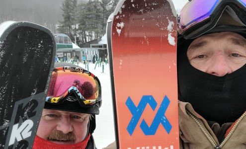 Cunningham's Ski Barn - Gore Mtn. / North Creek North Creek