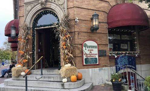 Winterwood Gift & Christmas Shoppe