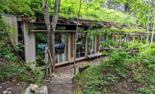 Underground Art Gallery