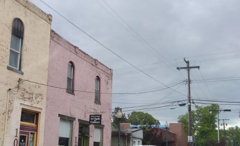 Holly Jackson Art Studio and contemporary paintings