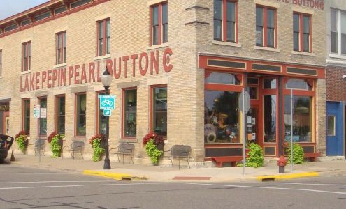Lake Pepin Pearl Button Company