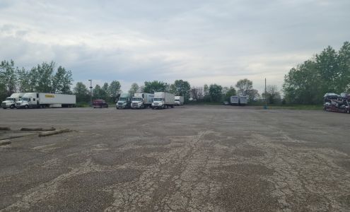 Paradise Auto-Truck Plaza