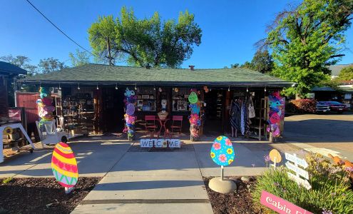 For the LOVE Gift Boutique