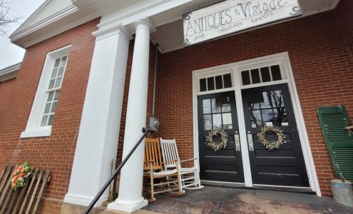 Peddler Antiques Mall