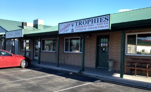 Accolades Trophies Engraving & Gifts