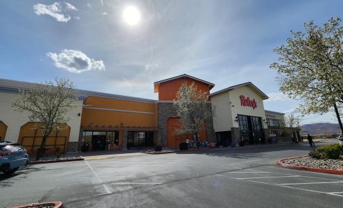 Pioneer Meadows Marketplace