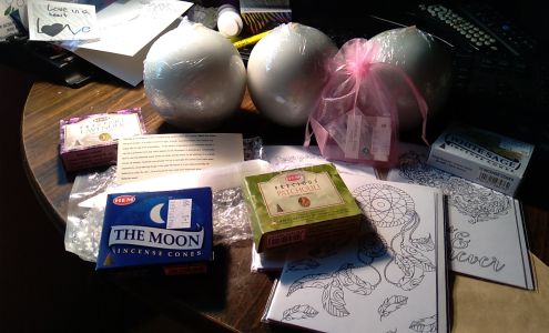 Thistle Bee Candles & Gifts