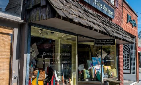 Carriage Trade Living