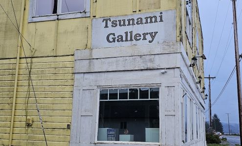 Tsunami Gallery
