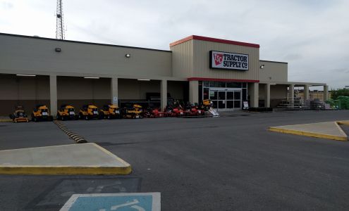 Tractor Supply Springfield