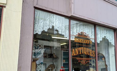 Maryann's Antiques