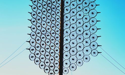 L.J. Maasdam Wagon Wheel Sculpture