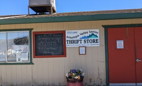Walker Thrift Store Coleville