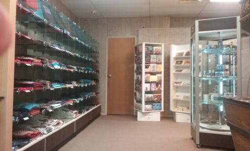 McGee's Indian Art Gallery Keams Canyon