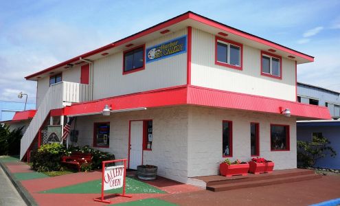 Crescent Harbor Art Gallery
