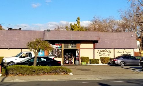Alameda Cellars wines and liquors