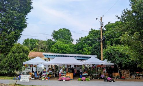 Jenny's Market West Friendship