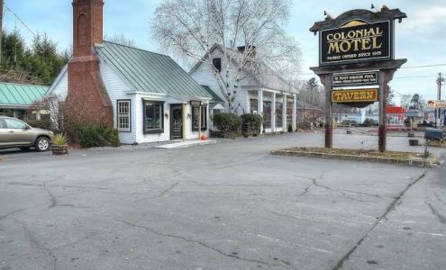 Colonial Motel and Spa