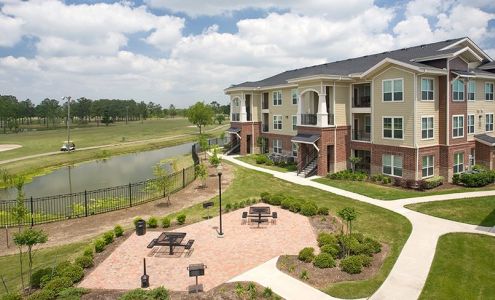 Beacon Lakes Apartments