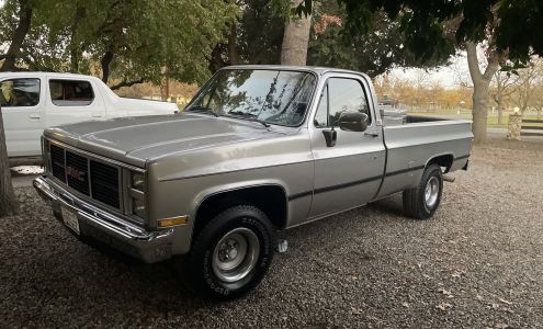 Showgun Paint & Body Shop