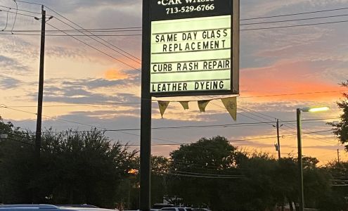 Carriage Glass & Detail