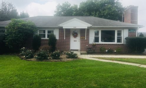 Dr. Adrian J. Hohenwarter MD