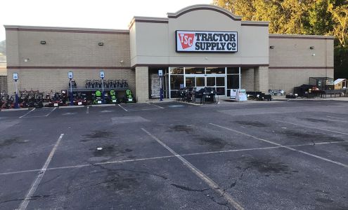 Tractor Supply Arlington