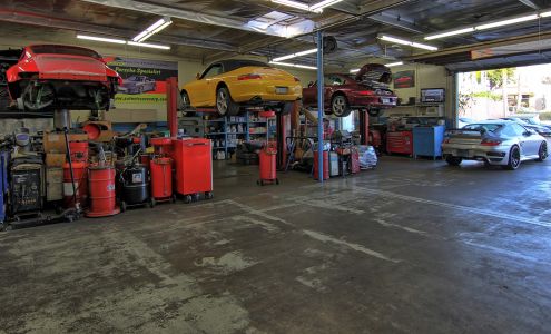 Auto Strasse Porsche Repair