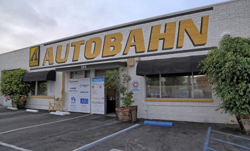 Autobahn Collision Center