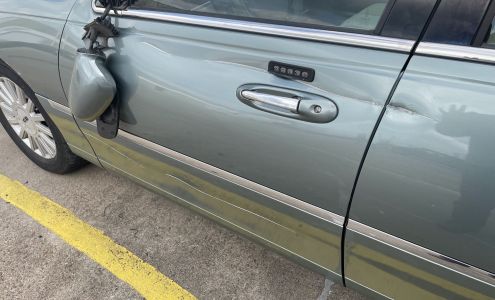 Master Auto Body & Upholstery