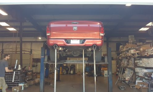 Razorback Muffler Shop Farmington