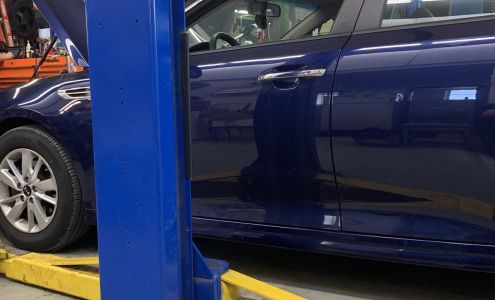 Bill & Earl's Auto Services Center