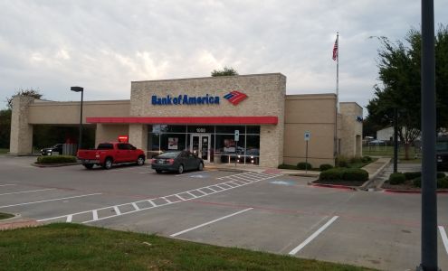 Bank of America (with Drive-thru ATM)