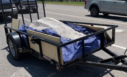 Chev's Trucking & Topsoil