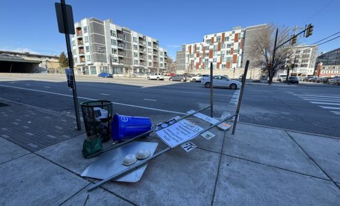 Greyhound: Bus Station