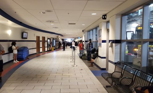 Greyhound: Bus Station