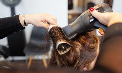 Cyndi Weber Hair Salon