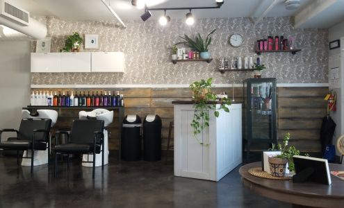 Hello Gorgeous Beauty Bar