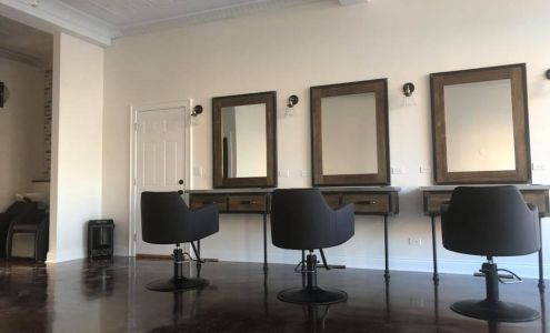 HLB Salon 8 S Stone Ave, La Grange Illinois 60525