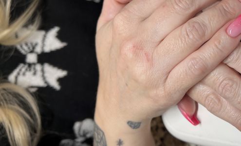 Best Nails Salon & Spa