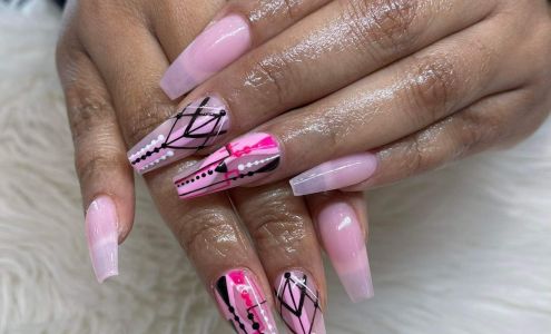 Lush Nail Bar Grant Park