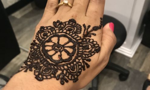 Anna Threading & Spa