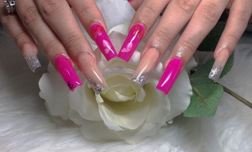 Pamper Nails & Spa