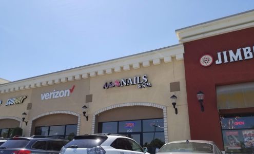 Nice Nails & Spa 2021 Bronze Star Dr #200, Woodland California 95776