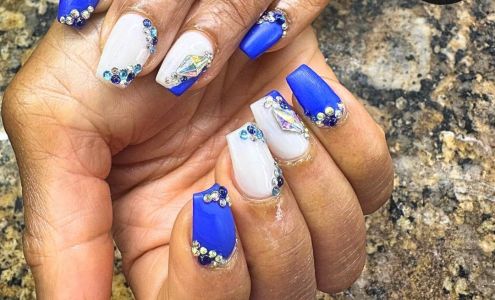 Liza Nail Spa - Naperville (RECEIVE 10% OFF When spend $55 & Up)