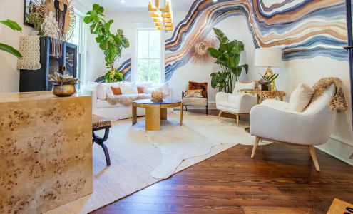 Saving Face - Aesthetics