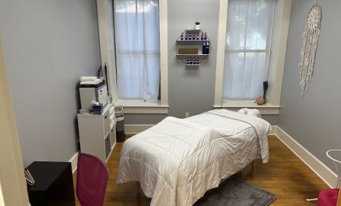 Awesome Massage by Liz 215 W San Antonio St #2006, San Marcos Texas 78666