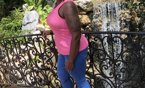 Divine Royalty Massage 5150 Candlewood St #17c, Lakewood California 90712