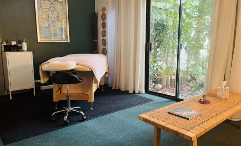 VitalLiving Ayurveda Massage & Wellness 970 E Main St #104, Grass Valley California 95945