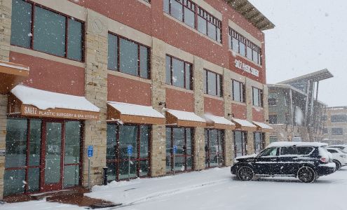 Saltz Plastic Surgery & Saltz Spa Vitoria